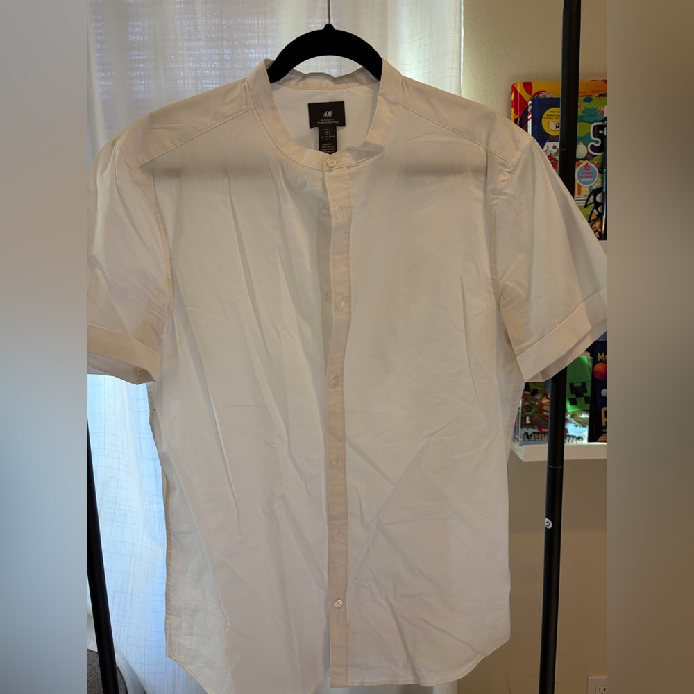 H&M Men's Cream Short Sleeve Button Down Shirt